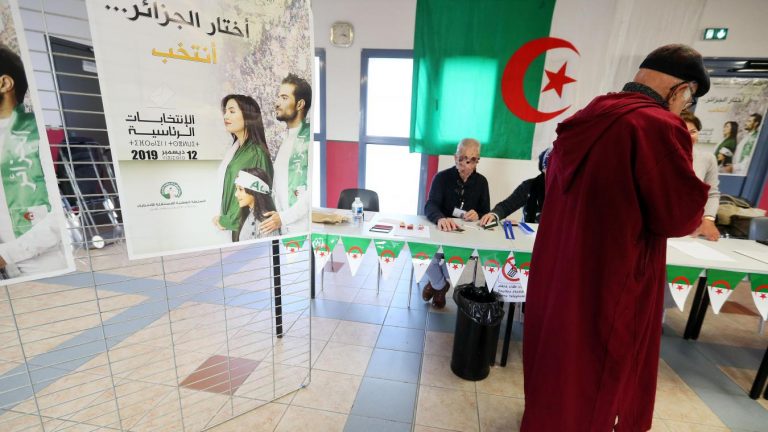 Algérie – Présidentielle : boycott, manifestations et candidats à l’affût du second tour