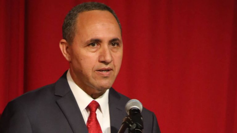 Présidentielle en Algérie: FLN, le parti d&rsquo;Abdelaziz Bouteflika officialise son soutien à Azzedine Mihoubi