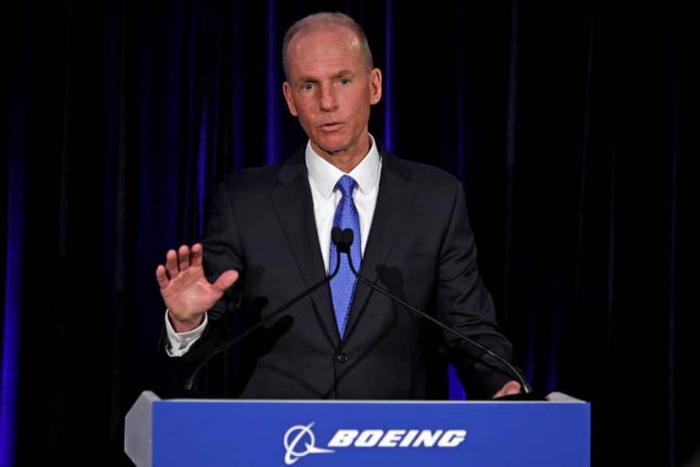 Urgent: le PDG de Boeing, Dennis Muilenburg démissionne