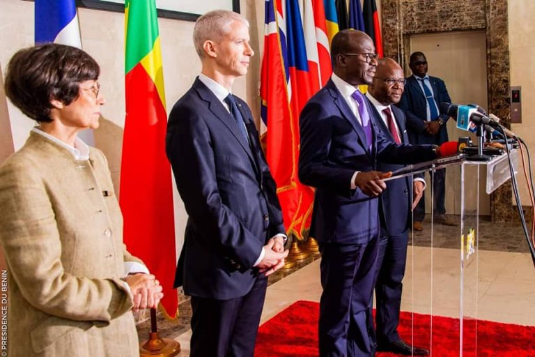 Coopération culturelle: signature d&rsquo;un programme de travail commun entre le Bénin et la France