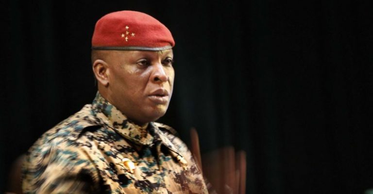 Lutte anti-terroriste au sahel: le général Sékouba Konaté prêt à apporter son expertise au G5 sahel