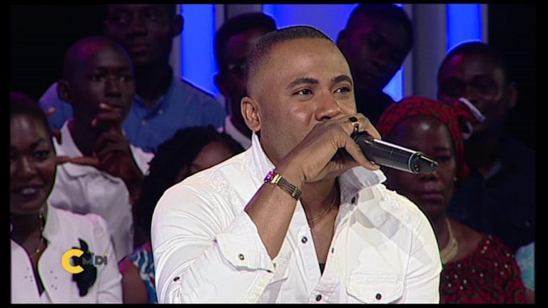 Côte d&rsquo;Ivoire: le chanteur DJ Rodrigue victime d&rsquo;un accident de voiture