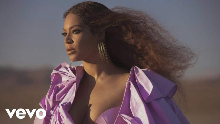 La chanteuse Beyoncé évoque ses douloureuses fausses couches