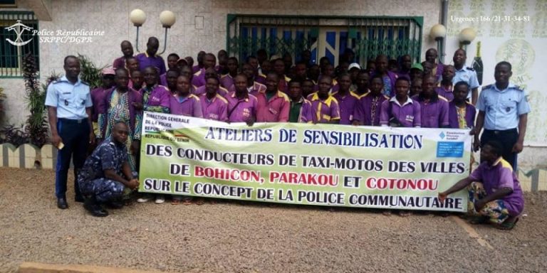 Bénin – police communautaire: les conducteurs de taxi-moto sensibilisés