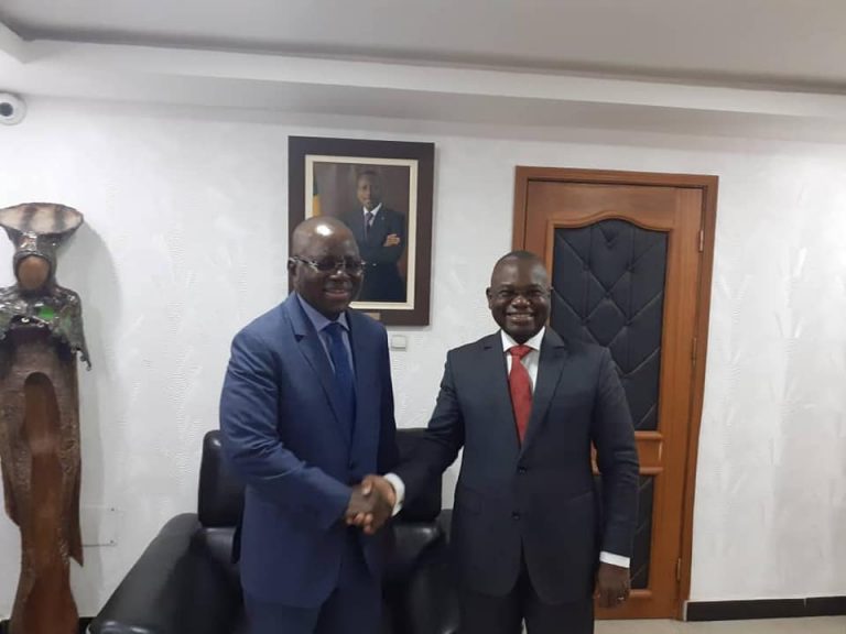 Bénin – Energie: Jean-Claude Houssou et le SG WAPP font le point des projets régionaux