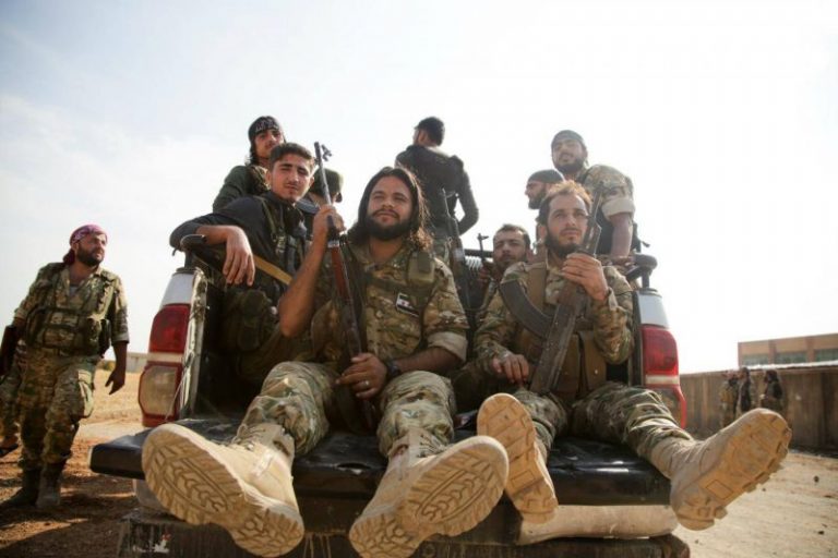 La Turquie envoie encore des centaines de mercenaires en Libye