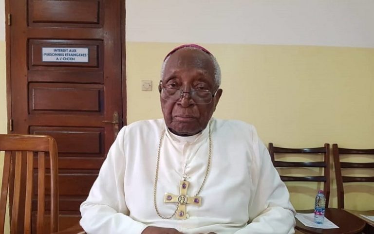 Togo: « La Céni et la Cour constitutionnelle ont violé leurs serments respectifs », Mgr Kpodzro