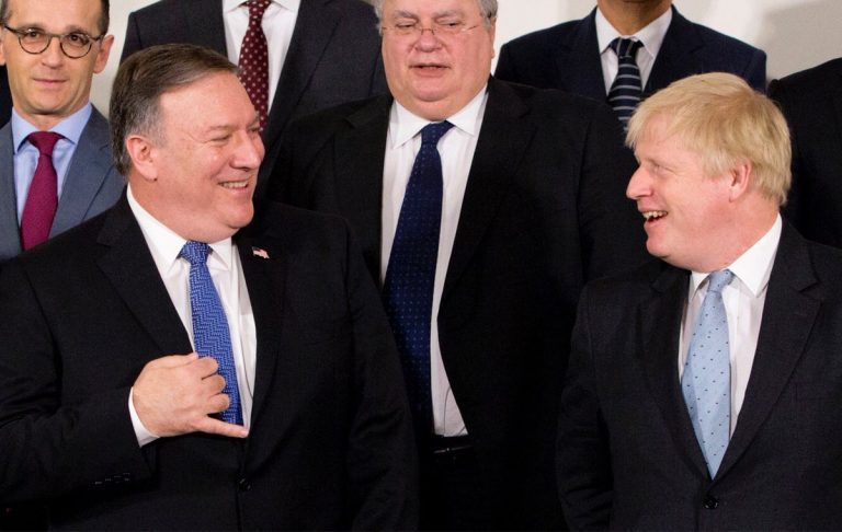 Royaume-Uni : Mike Pompeo chez Boris Johnson sur fond de discorde