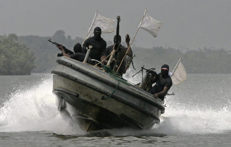 Libération de quinze marins turcs enlevés par des pirates au large du Nigéria