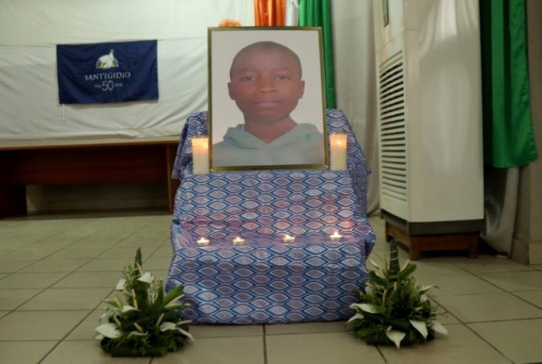 Côte d'Ivoire: la dépouille d'Ani Guibahi Barthélémy rapatriée à Abidjan (photos)
