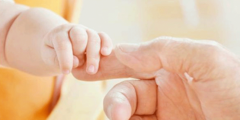 Inde: un couple baptise ses bébés jumeaux «Corona» et «Covid»