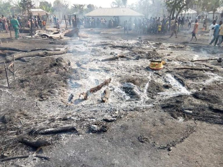 Bénin: grave incendie à Lalo, plusieurs maisons parties en fumée