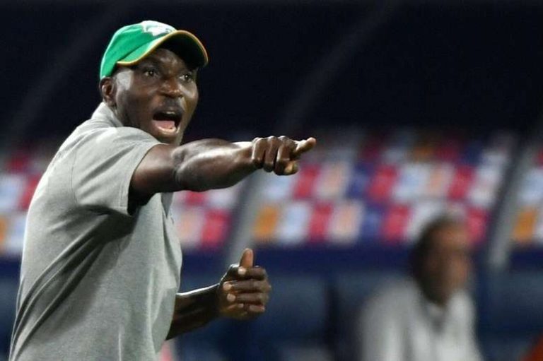 Officiel : le sélectionneur de la Côte d'Ivoire Ibrahim Kamara limogé