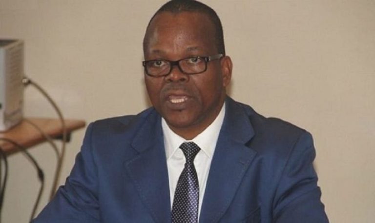 Côte d’Ivoire : Alain Lobognon menace de ne plus se nourrir s’il n’est pas libéré