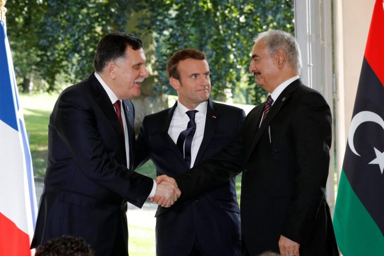 Libye: chez Emmanuel Macron, Khalifa Haftar s&rsquo;engage pour un cessez-le-feu