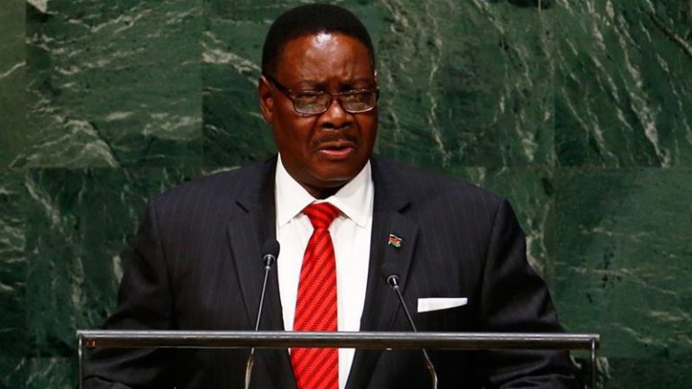 Le gouvernement du Malawi dissout par le président