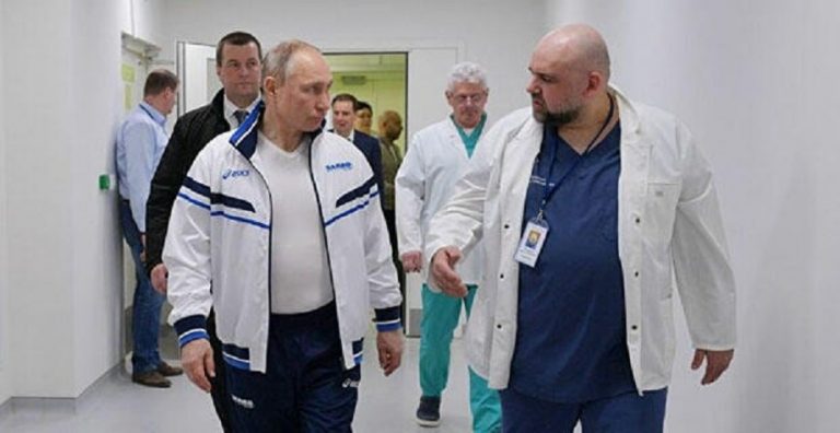 Coronavirus : Vladimir Poutine n’a jamais été aussi proche d’une contamination