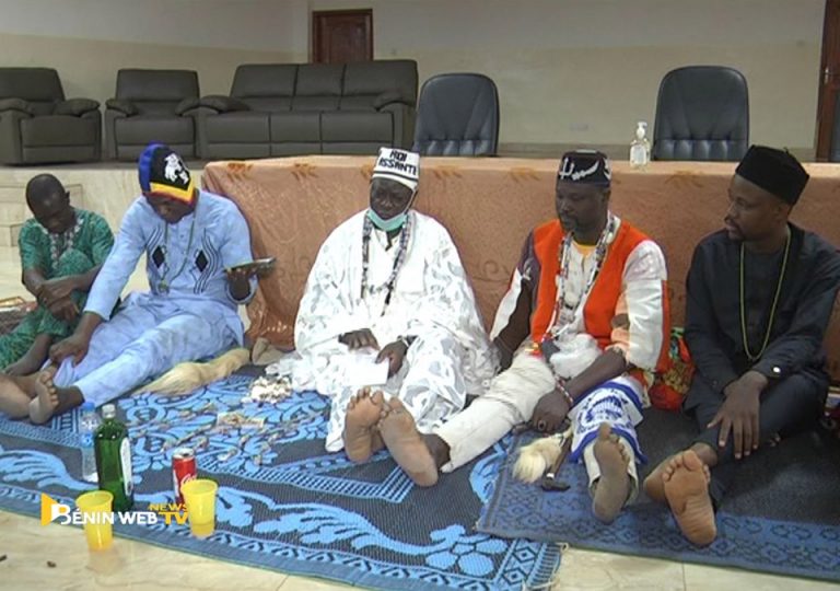 Bénin: les prescriptions du Tofâ pour conjurer le coronavirus (vidéo)
