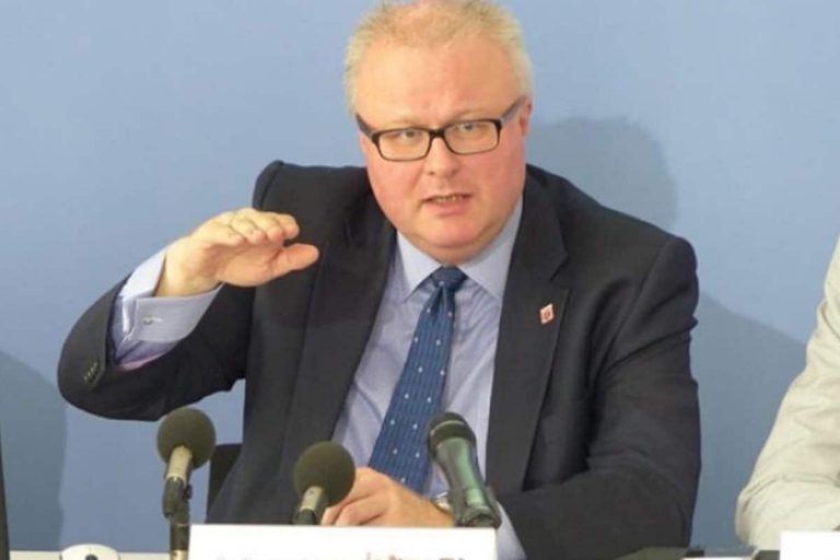 Covid-19 en Allemagne: inquiet pour l&rsquo;économie de sa région, un ministre se suicide