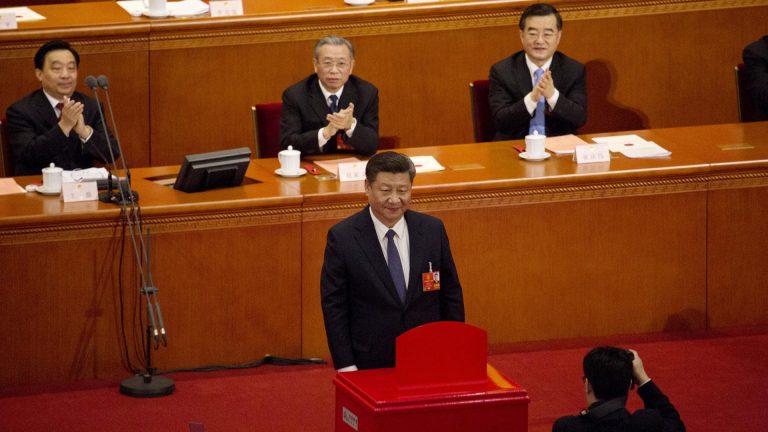 La Chine annonce des sanctions contres des responsables américains et canadiens
