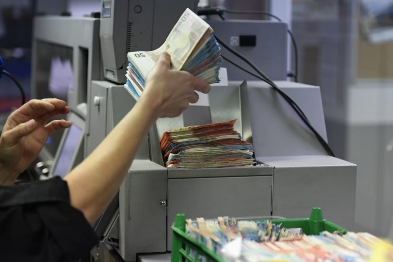 Corée du Sud / Coronavirus : des billets de banque mis en quarantaine