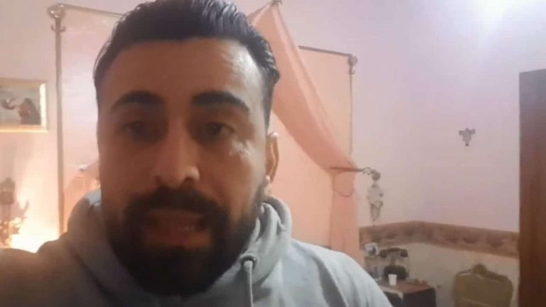 Cri du cœur d’un Italien resté confiné avec le corps de sa sœur décédée du coronavirus (Vidéo)