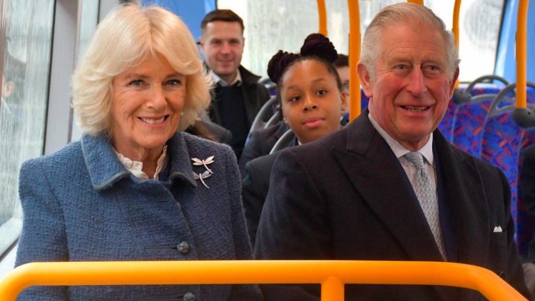 Coronavirus: la duchesse Camilla préoccupée par la santé du prince Charles