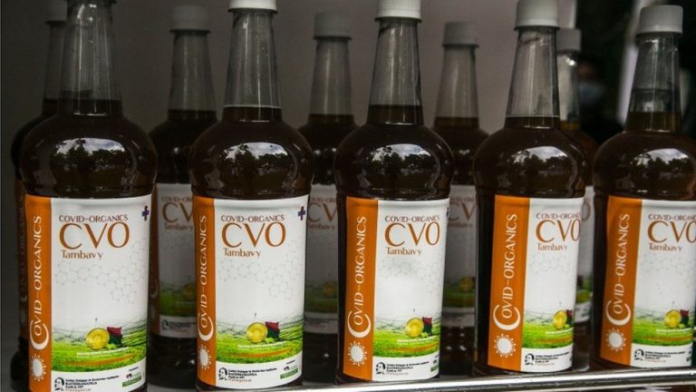 La Guinée-Bissau lance la commande de Covid-Organics malgache