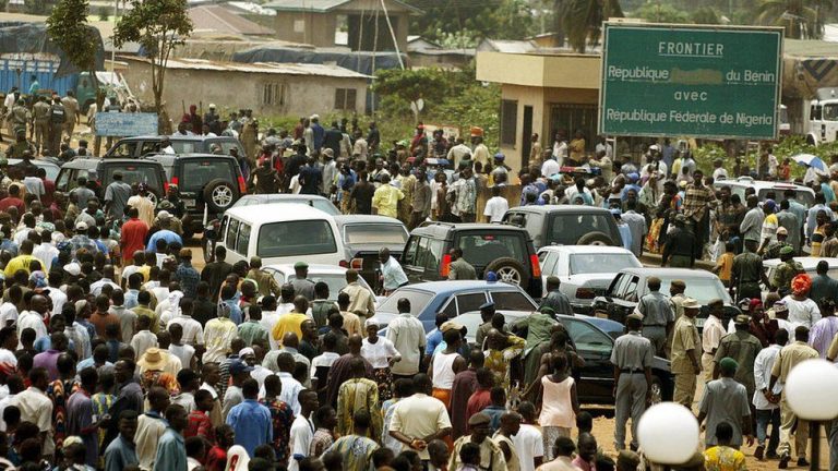Nigéria: une policière, cerveau d’un trafic d’enfants mineurs