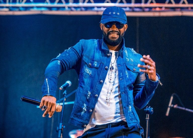 Cameroun: le chanteur congolais Fally Ipupa séduit par le talent d&rsquo;un jeune garçon