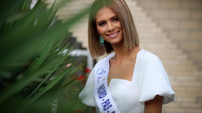 Miss France 2020 : la candidate Florentine Somers et sa sœur participent au Pillow Challenge, c’est ultra sexy (photo)