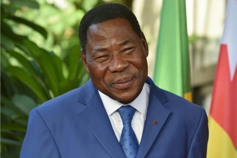 Bénin: Boni Yayi en campagne de sensibilisation contre la Covid-19 (vidéo)