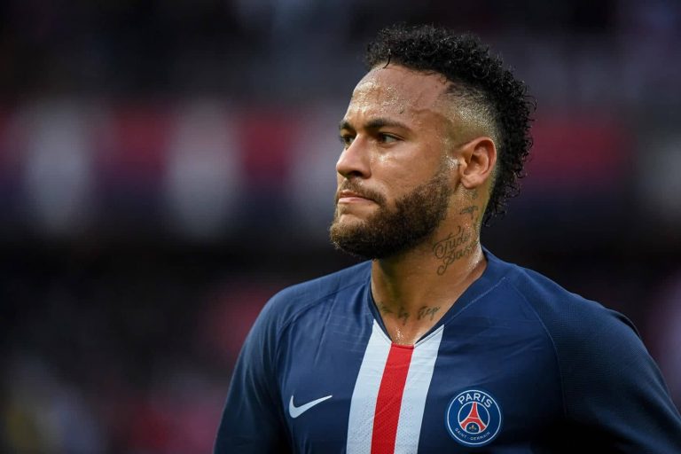 Réveillon géant de Neymar: la justice brésilienne ouvre une enquête