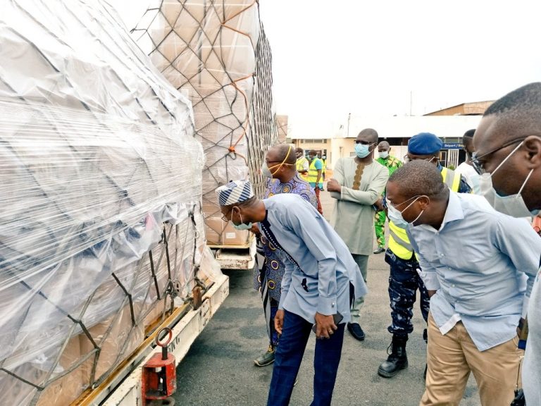 Covid-19 au Bénin: réception de 2 millions de masques et équipements de laboratoire