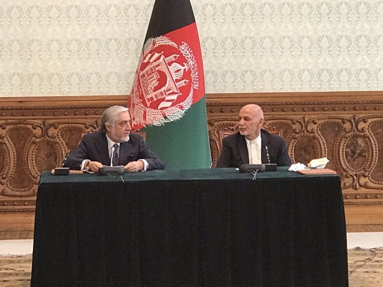 Fin de l’impasse politique en Afghanistan grâce à un accord de partage de pouvoir