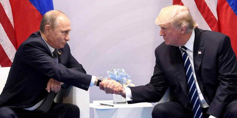 Vladimir Poutine considère Donald Trump comme le «président par intérim» des Etas-Unis