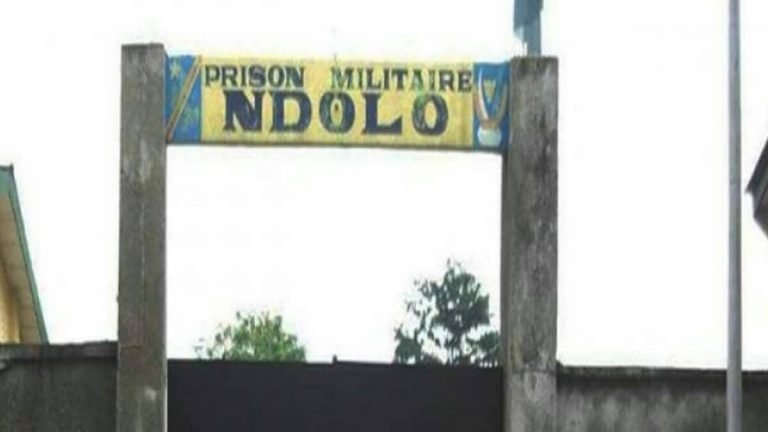 RDC : 56 nouveaux cas de coronavirus à la prison militaire de Ndolo