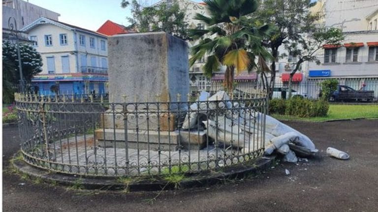 Martinique: destruction de deux statues de l’abolitionniste Victor Schoelcher