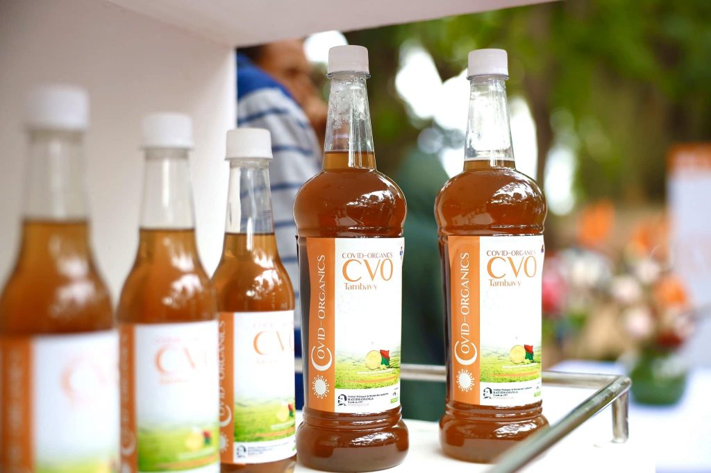 Covid-Organics, remède vita malagasy contre le coronavirus, sous forme de tisane à base d'artemisia conjugué avec d'autres plantes médicinales.