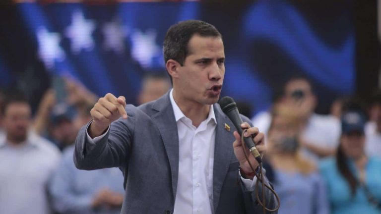 Venezuela: Juan Guaido réfugié à l&rsquo;ambassade de France à Caracas? Paris clarifie
