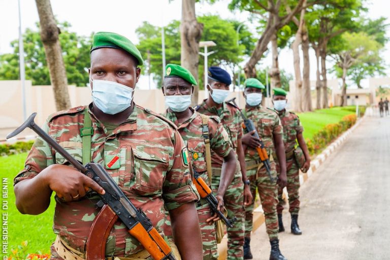 Riposte contre la Covid-19 au Bénin: le gouvernement encourage les forces de défense et de sécurité