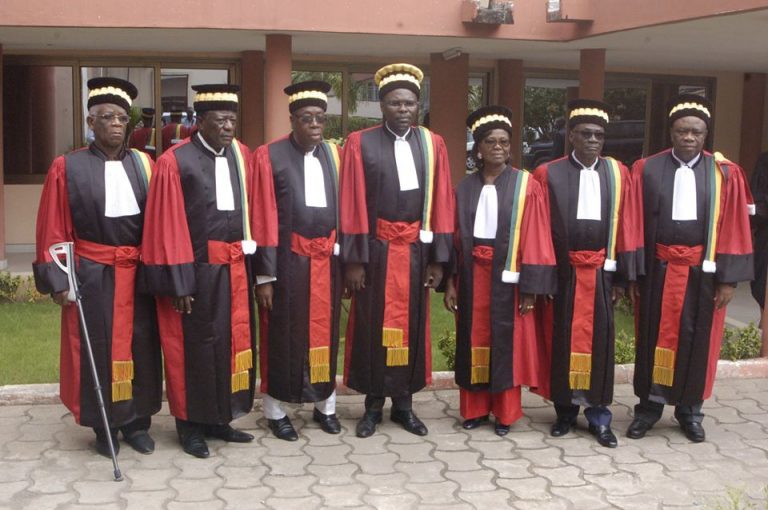 Bénin: les recours de la société civile contre l’anonymat, rejetés par la cour