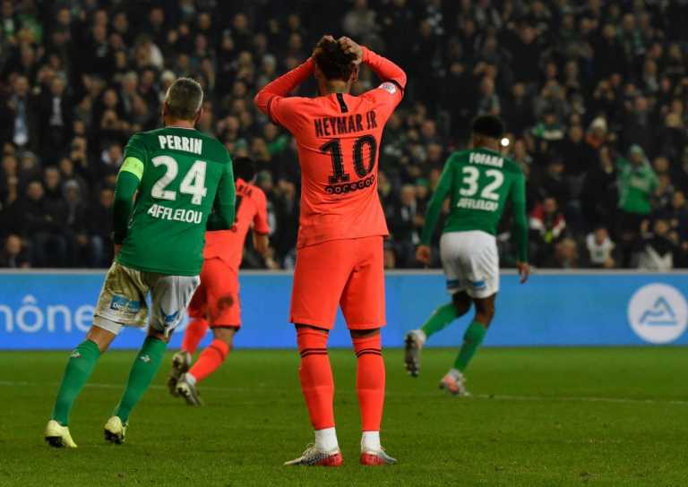 Coronavirus : plusieurs cas positifs en Ligue 1 française