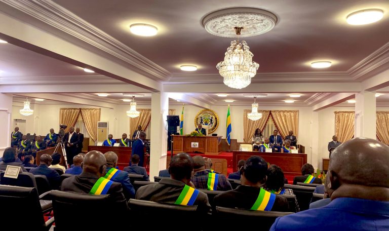 Le Gabon légalise le mariage coutumier et fixe le montant maximal de la dot à 1,5 million