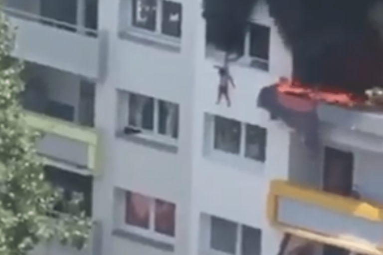 France: Deux enfants miraculés échappent à un incendie en sautant du 3e étage (Vidéo)