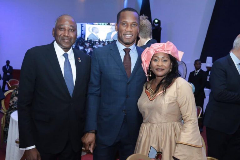 Côte d&rsquo;Ivoire: Didier Drogba pleure Amadou Gon Coulibaly