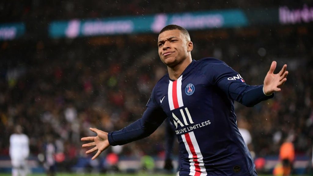 Kylian Mbappé @ Le10sport.