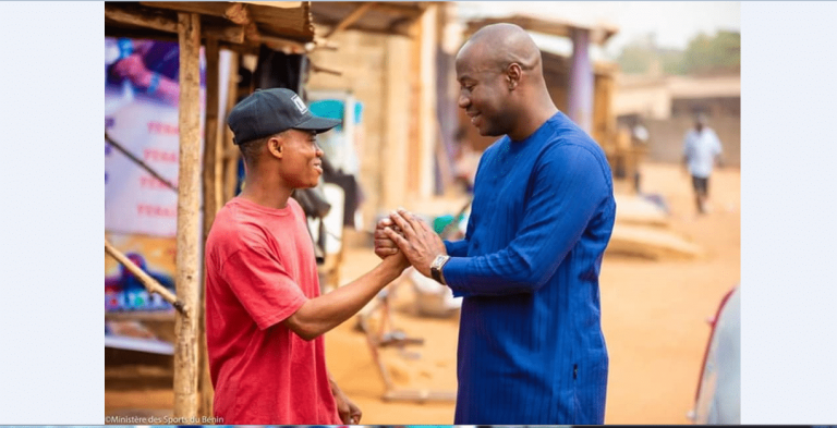 Bénin: DJ Couclick inaugure son atelier, un geste du cœur d&rsquo;Oswald Homeky (photos)
