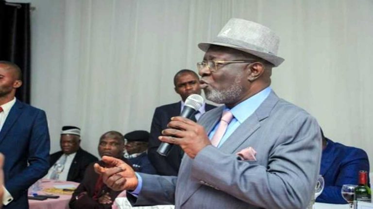 RDC: après sa brève interpellation, le ministre de Justice démissionne