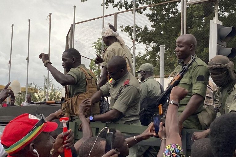 Mali: Tête-à-tête entre la junte et une délégation algérienne